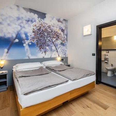 Pippo Hotel Terzolas Exteriör bild
