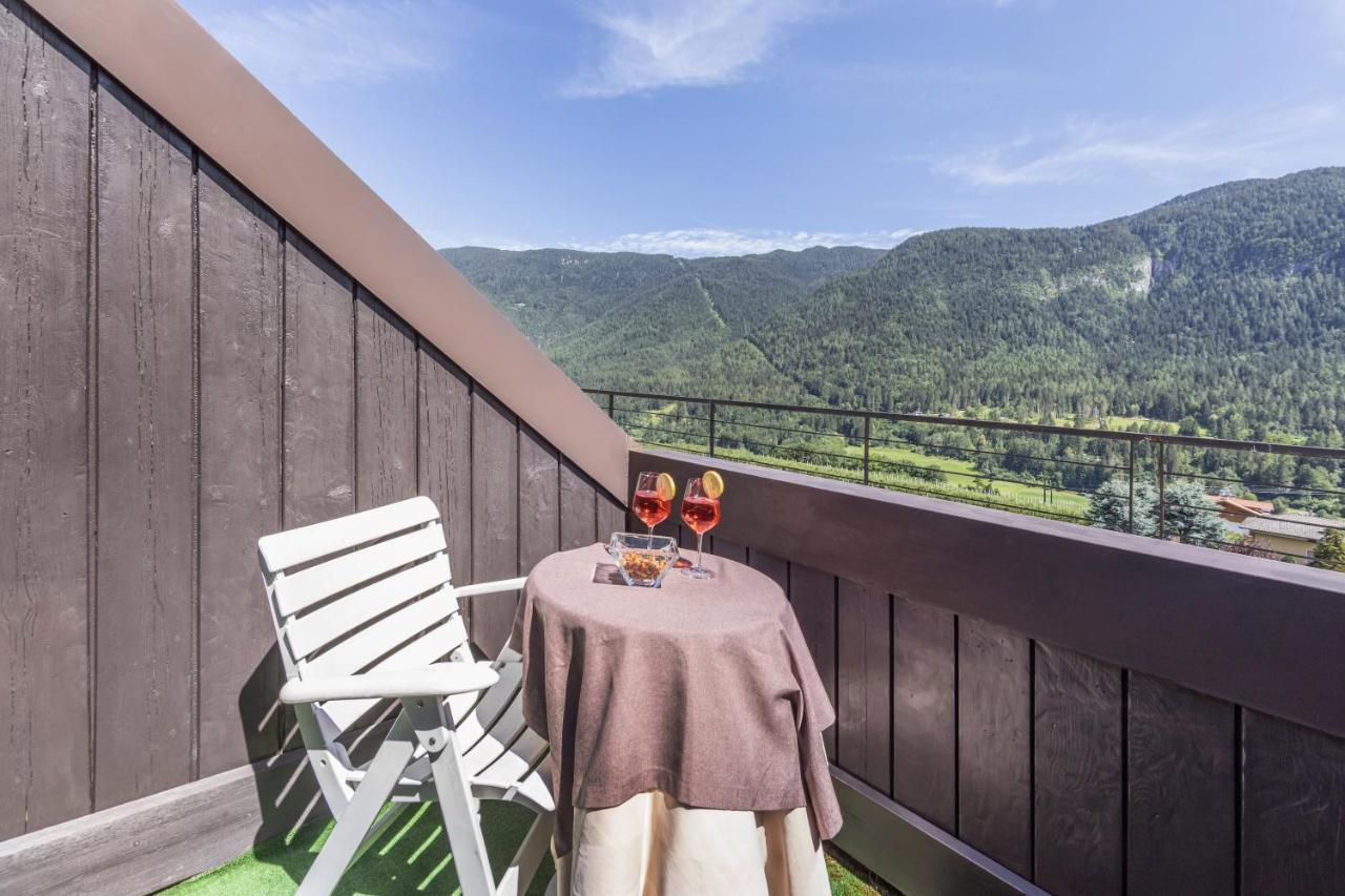 Pippo Hotel Terzolas Exteriör bild