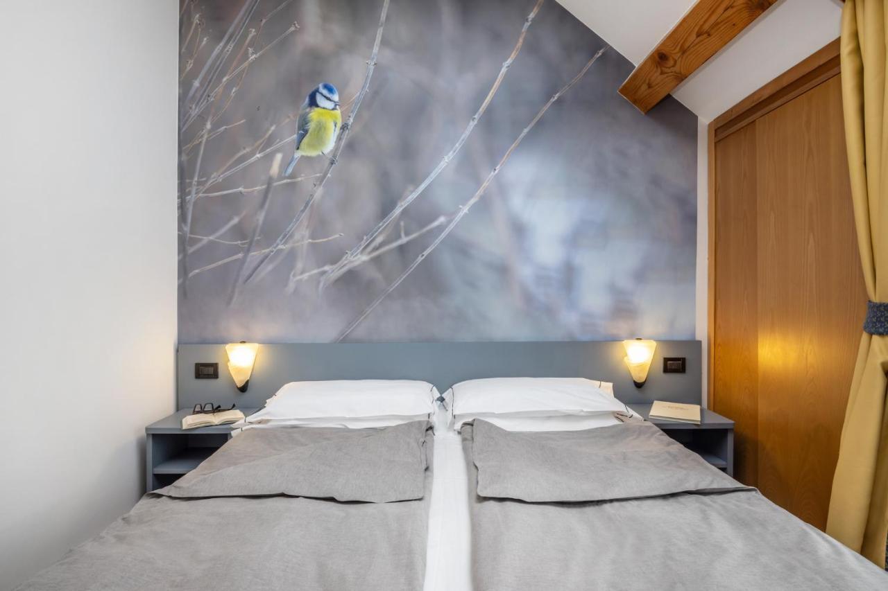 Pippo Hotel Terzolas Exteriör bild