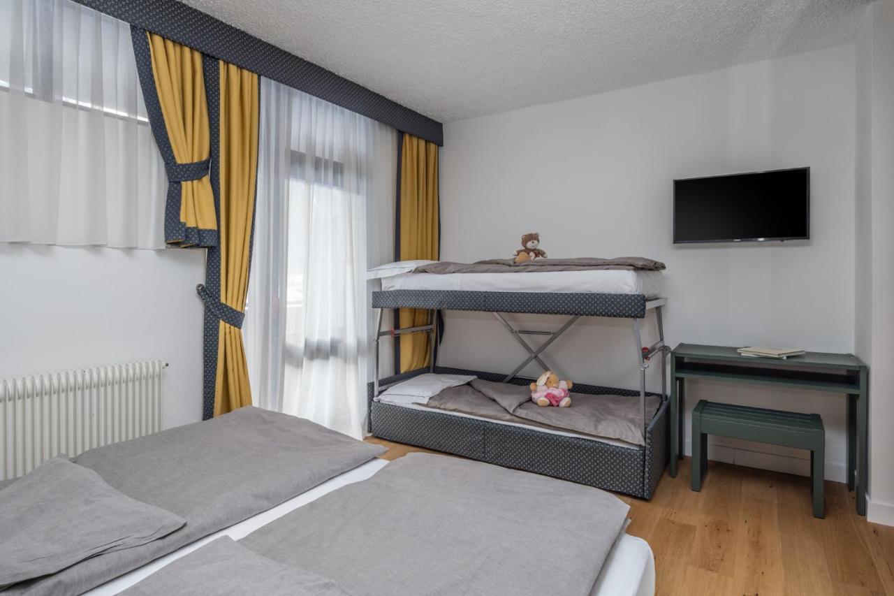 Pippo Hotel Terzolas Exteriör bild